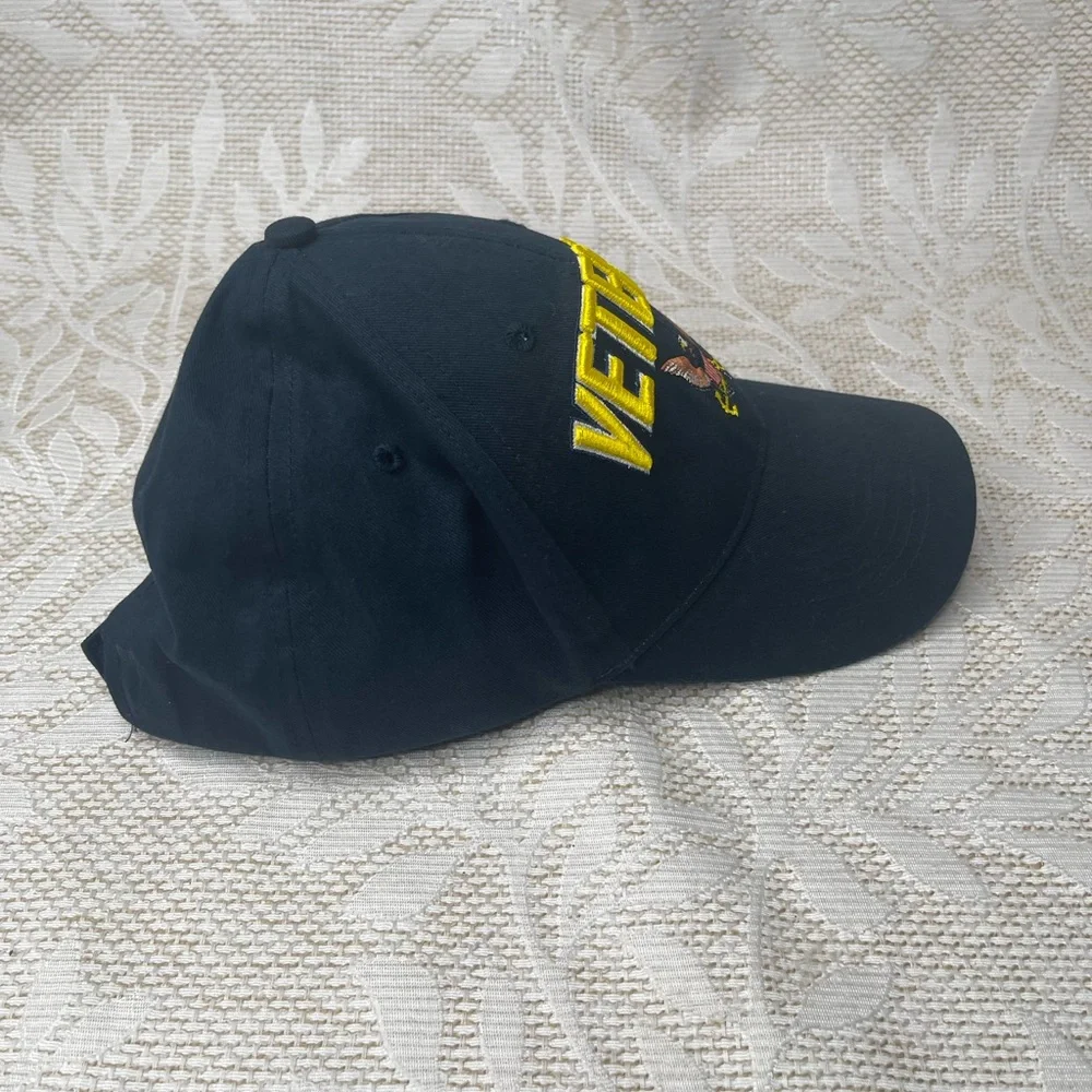 VETERAN Men’s Eagle Crest Baseball Cap Hat